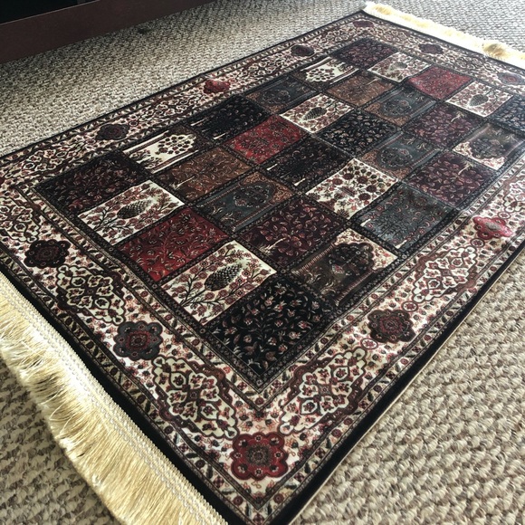 *WHOLESALE* 8 x %100 Stylish Turkish Silk Carpets - Picture 7 of 8